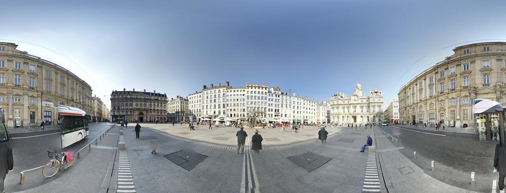 Апартаменты Constantine Terreaux Лион Номер фото